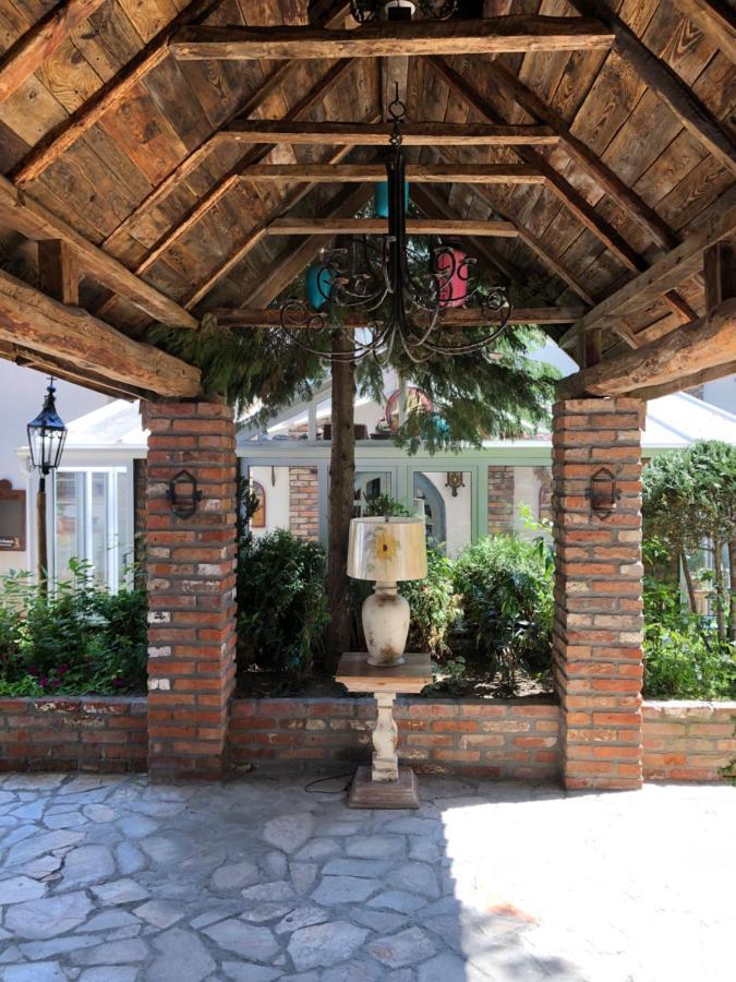 Paul'S Fantasia Boutique Suites Estetino Exterior foto